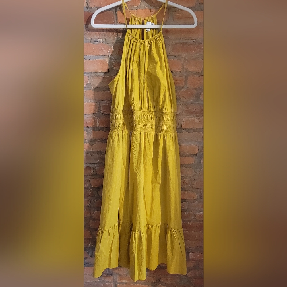 Maxi dress with keyhole back
